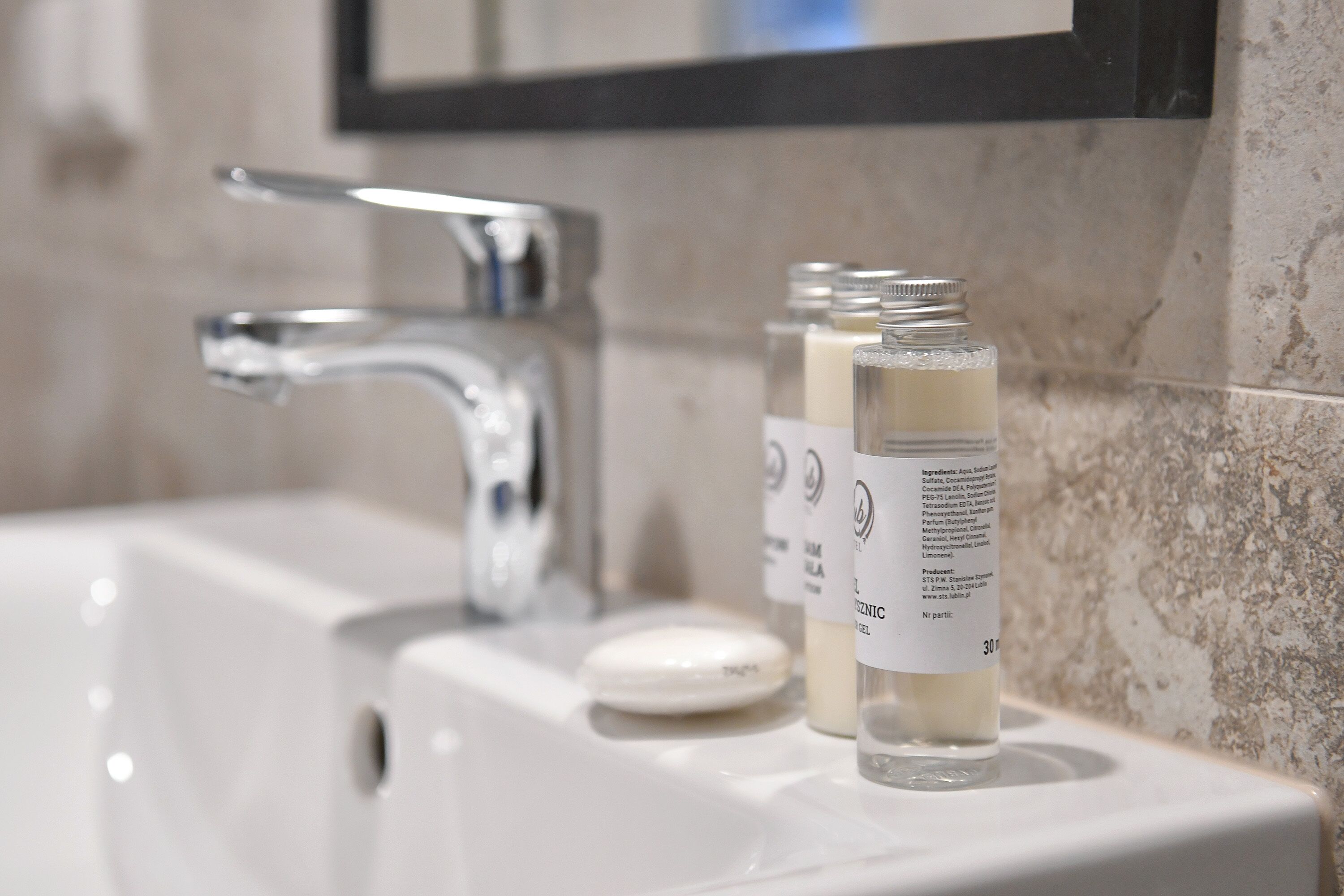 economy double room | room amenity