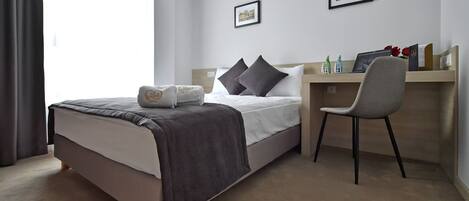 Pokój dla 1 osoby typu Budget | Hypo-allergenic bedding, in-room safe, desk, soundproofing