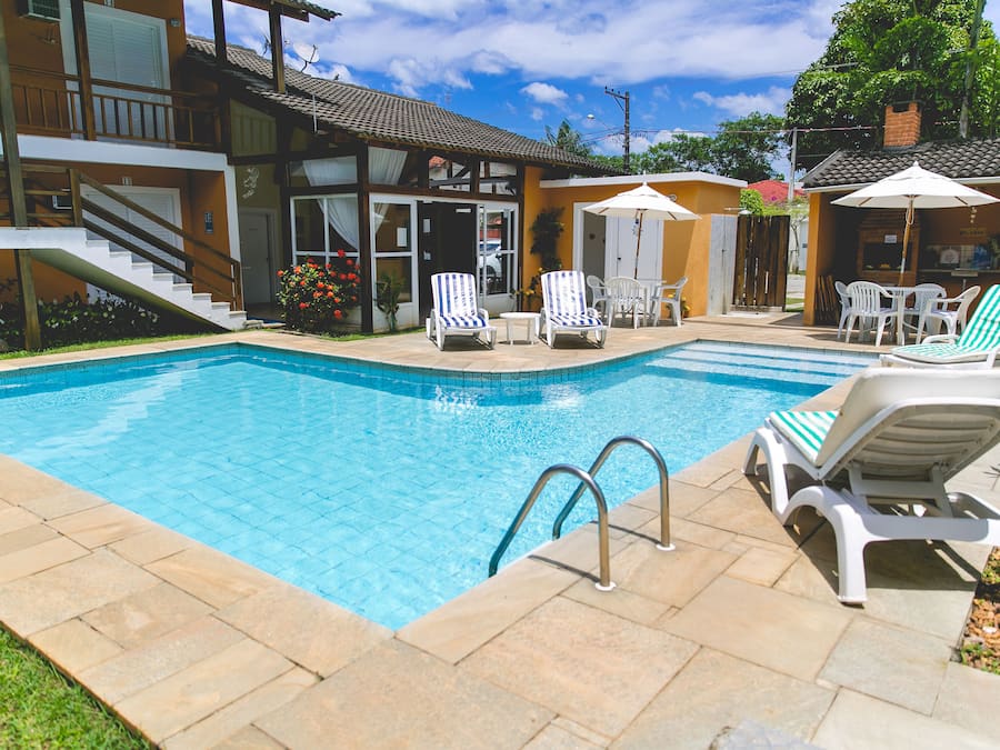 Outdoor pool, pool loungers