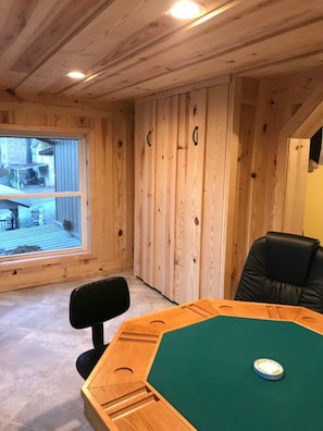 8 Schlafzimmer, Bügeleisen/Bügelbrett, kostenloses WLAN, Bettwäsche