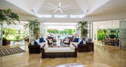 Casa de Campo, Beautiful Villa with Pool Next to Golf Course and Beach/Sleeps 8