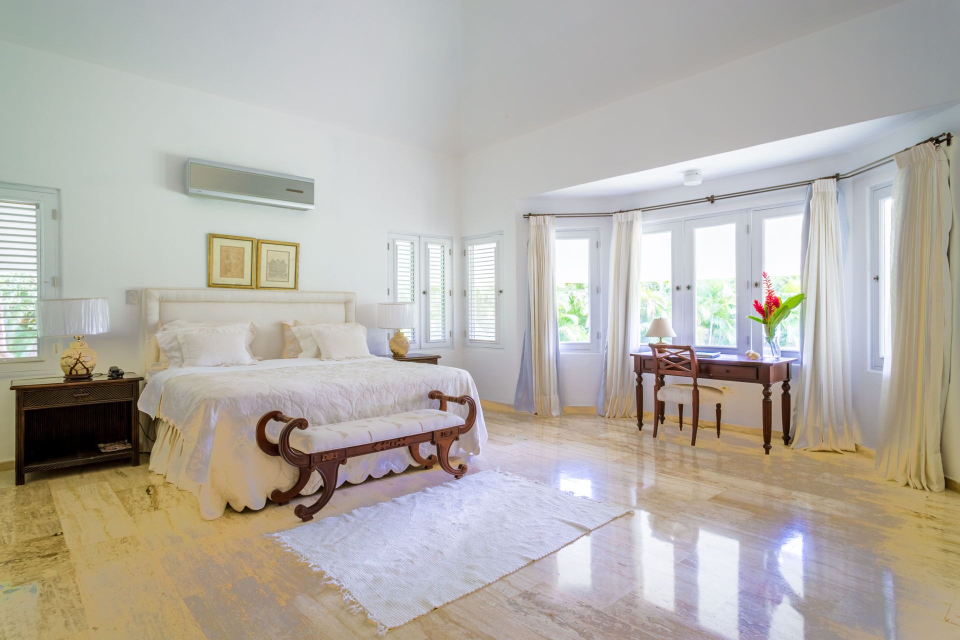 3 chambres, fer et planche à repasser, Wi-Fi gratuit, draps fournis