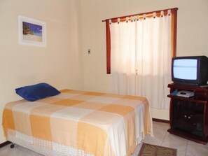 1 bedroom, iron/ironing board, WiFi