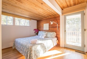 4 habitaciones, tabla de planchar con plancha, wifi y ropa de cama