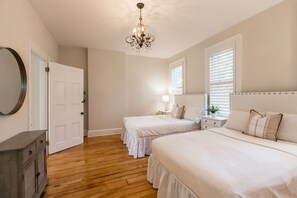 3 bedrooms, iron/ironing board, travel crib, free WiFi