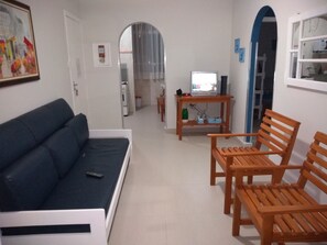 TV, DVD player