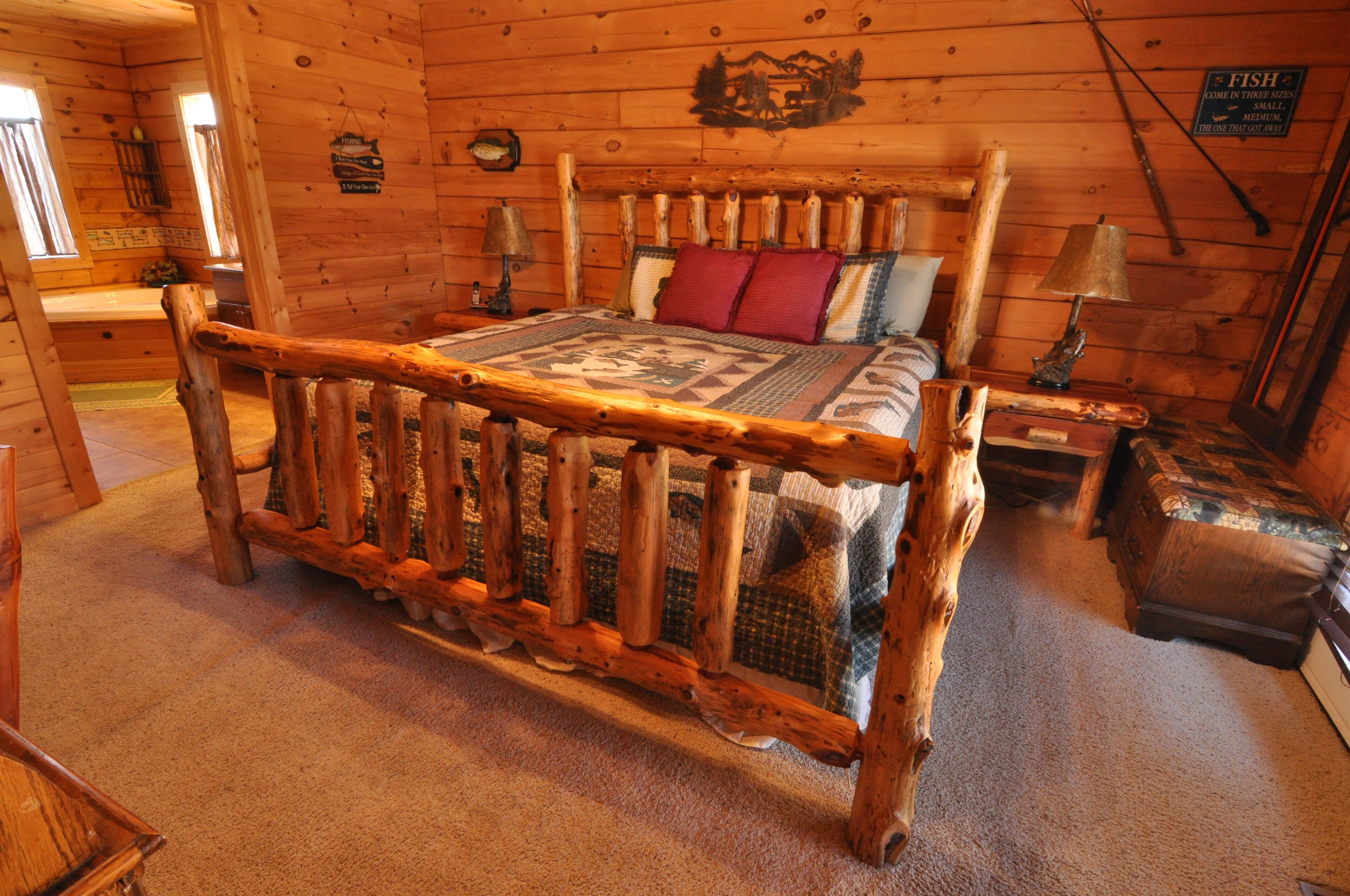 4 bedrooms, desk, iron/ironing board, free WiFi