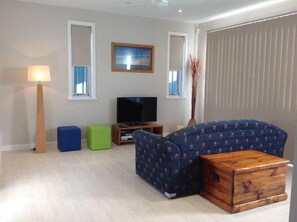 Smart TV, video games, DVD player, table tennis
