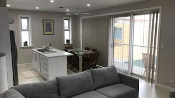 Smart TV, video games, DVD player, ping pong