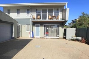 Exterior - Moana Beach “Elandra Beach House” (Moana)