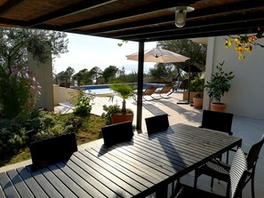 Outdoor dining - Holiday home Arija with sea view and beautiful garden  (Makarska)
