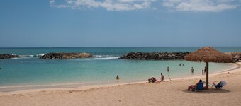 Affordable 3 Bedroom Family Vacation Villa on the 9th Floor/Ocean View