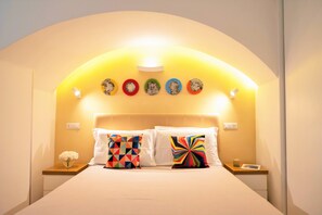 4 bedrooms, in-room safe, desk, iron/ironing board