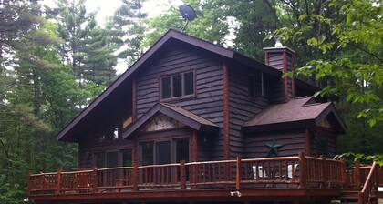 Bright cabin retreat happily situated 7 miles from Whiteface Mt