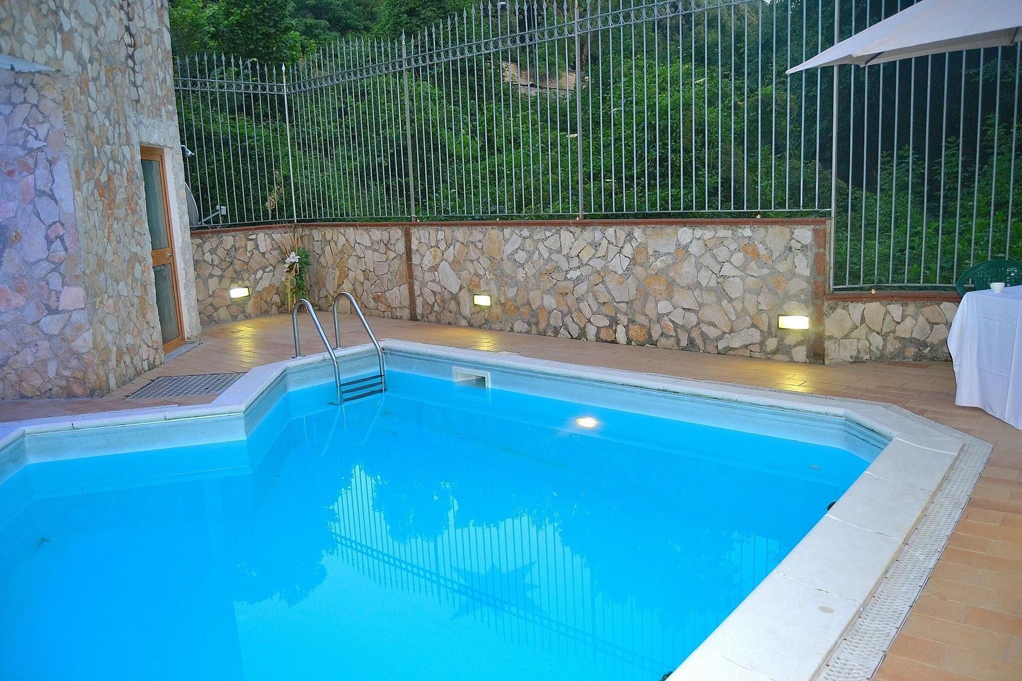 Piscine extérieure