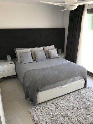 3 Schlafzimmer, Bügeleisen/Bügelbrett, Reisekinderbett, WLAN