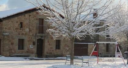The Stone House of the Village for 10 people