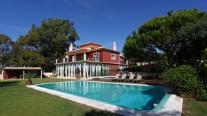 Piscine extérieure, piscine chauffée