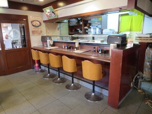 Bar (in der Unterkunft)