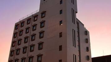 Front of property – evening/night