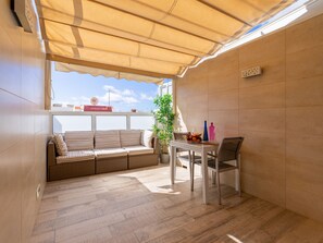 Outdoor dining - NEW ATTICO ALBAREDA LAS PALMAS (Las Palmas de Gran Canaria)