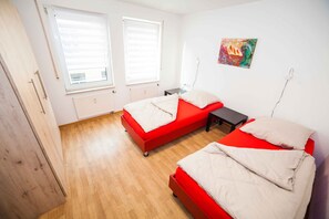 Schlafzimmer
mit 2 Einzelbetten
