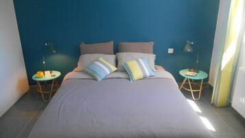 2 slaapkamers, een strijkplank/strijkijzer, gratis wifi, beddengoed