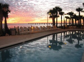 Piscina externa, piscina aquecida