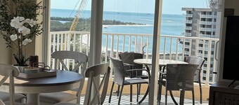 Newly Renovated Top Floor Luxury Penthouse. Breathtaking Gulf & Bay Views