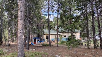 Enceinte de lâhĂ©bergement