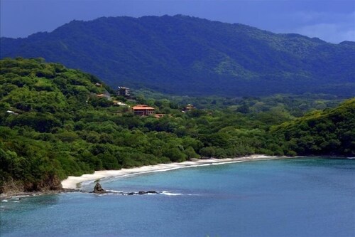 Spectacular Sunsets, Ridge Top Ocean View, Tropical Tiny Home