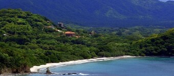 Spectacular Sunsets, Ridge Top Ocean View, Tropical Tiny Home