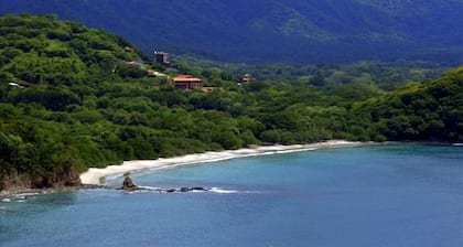 Spectacular Sunsets, Ridge Top Ocean View, Tropical Tiny Home