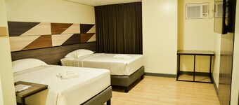 Travelite Hotel Legarda