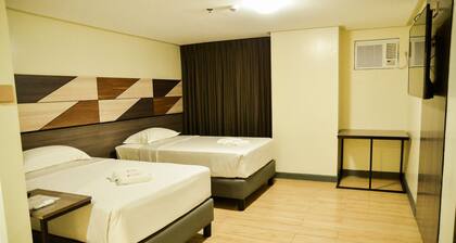 Travelite Hotel Legarda