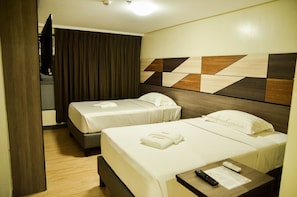 Desk, free WiFi, bed sheets - Travelite Hotel Legarda (Baguio)