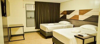 Travelite Hotel Legarda