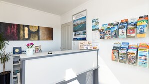 Reception - Sunseeker Cottages Motel (Haruru)