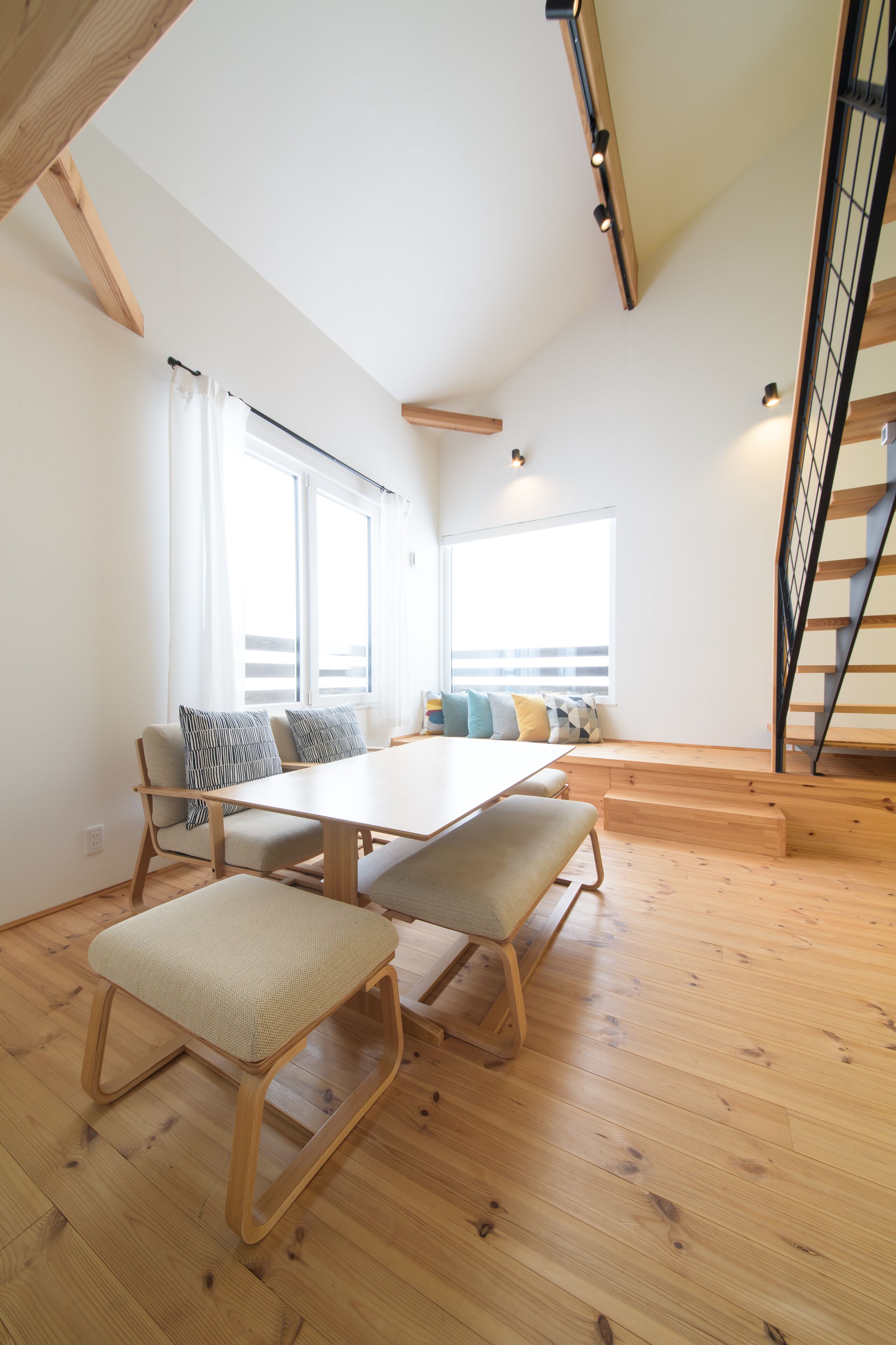 2 Bedroom+1 Studio Bedroom, Deluxe cottage (For Multiple nights stay) | Living area | Flat-screen TV, Netflix