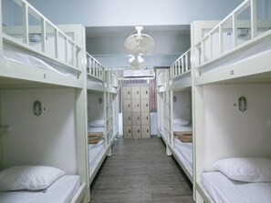 Wi-Fi de cortesia, roupa de cama