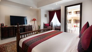 Colonial Suite -Daily Afternoon Tea | Premium bedding, pillowtop beds, minibar, in-room safe - Mane Colonial Classic (Siem Reap)