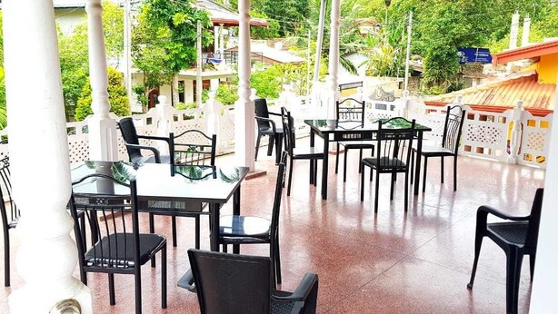 Dining - Villa Vas (Unawatuna)