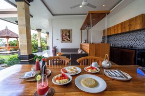 Daily English breakfast for a fee - Griya Private Villa (Ubud)