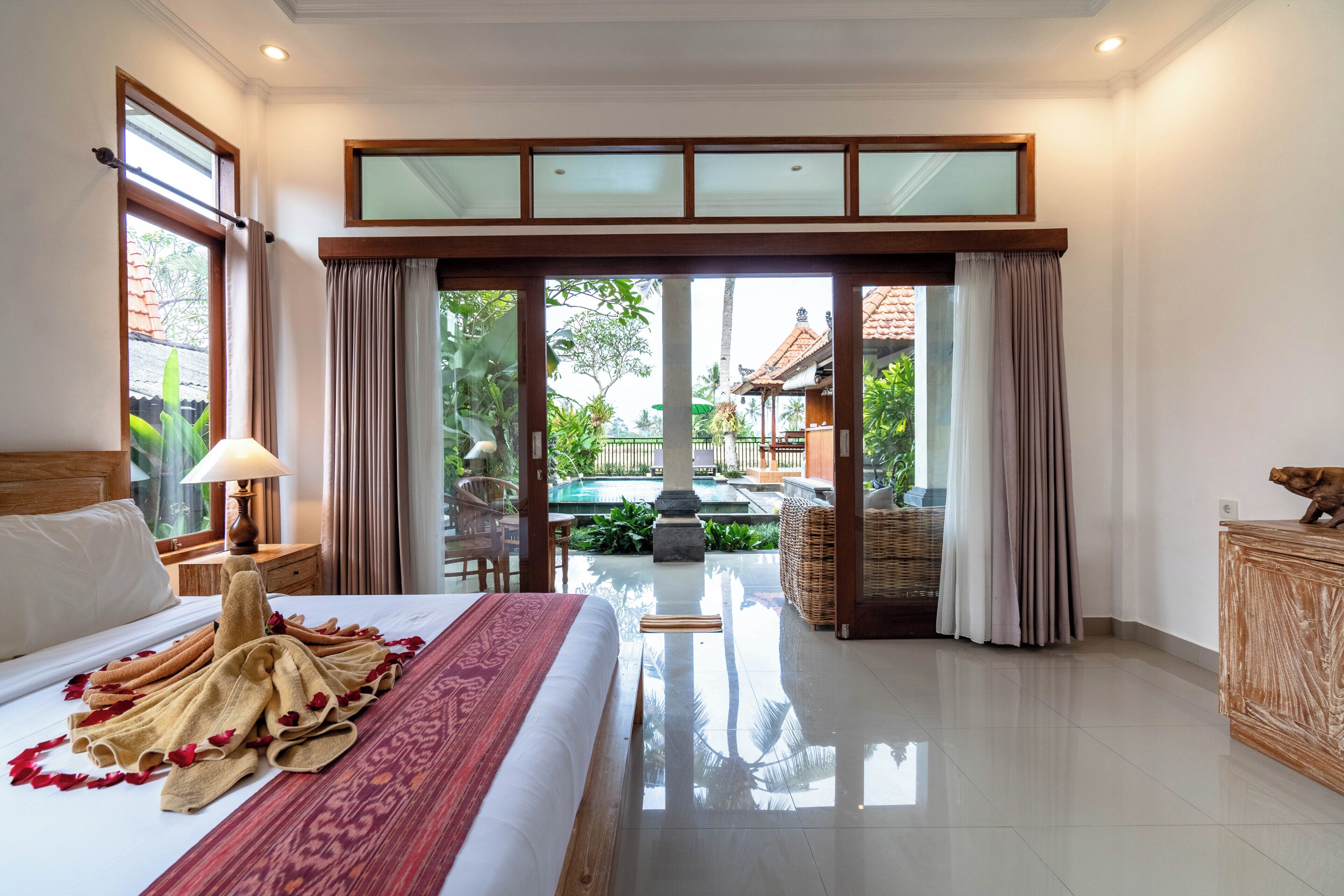 Villa, 2 Bedrooms, Private Pool | Desk, iron/ironing board, rollaway beds (surcharge), WiFi (free)