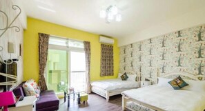 Desk, soundproofing, free WiFi, bed sheets - Flower 4 B&B (Hualien City)