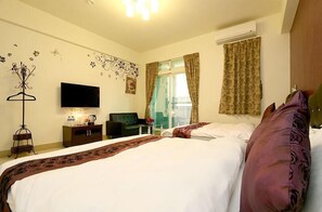 經典四人房, 2 張標準雙人床, 非吸煙房 | 書桌、隔音、免費無線上網、床單