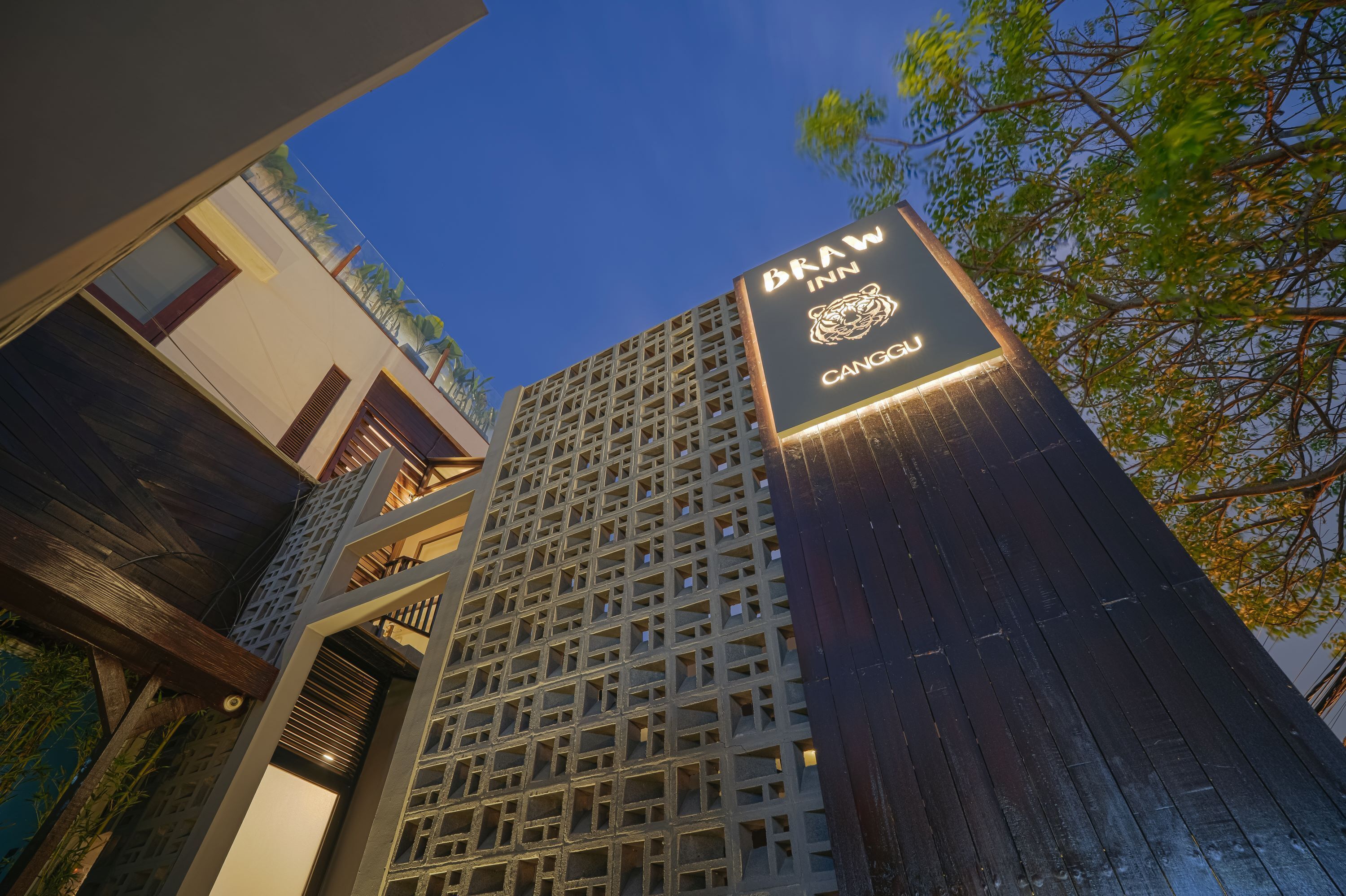 واجهة المنشأة