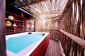 House, 4 Bedrooms, Non Smoking, Sea View | Jetted bathtub - Villa de Meeurots (Yzerfontein)