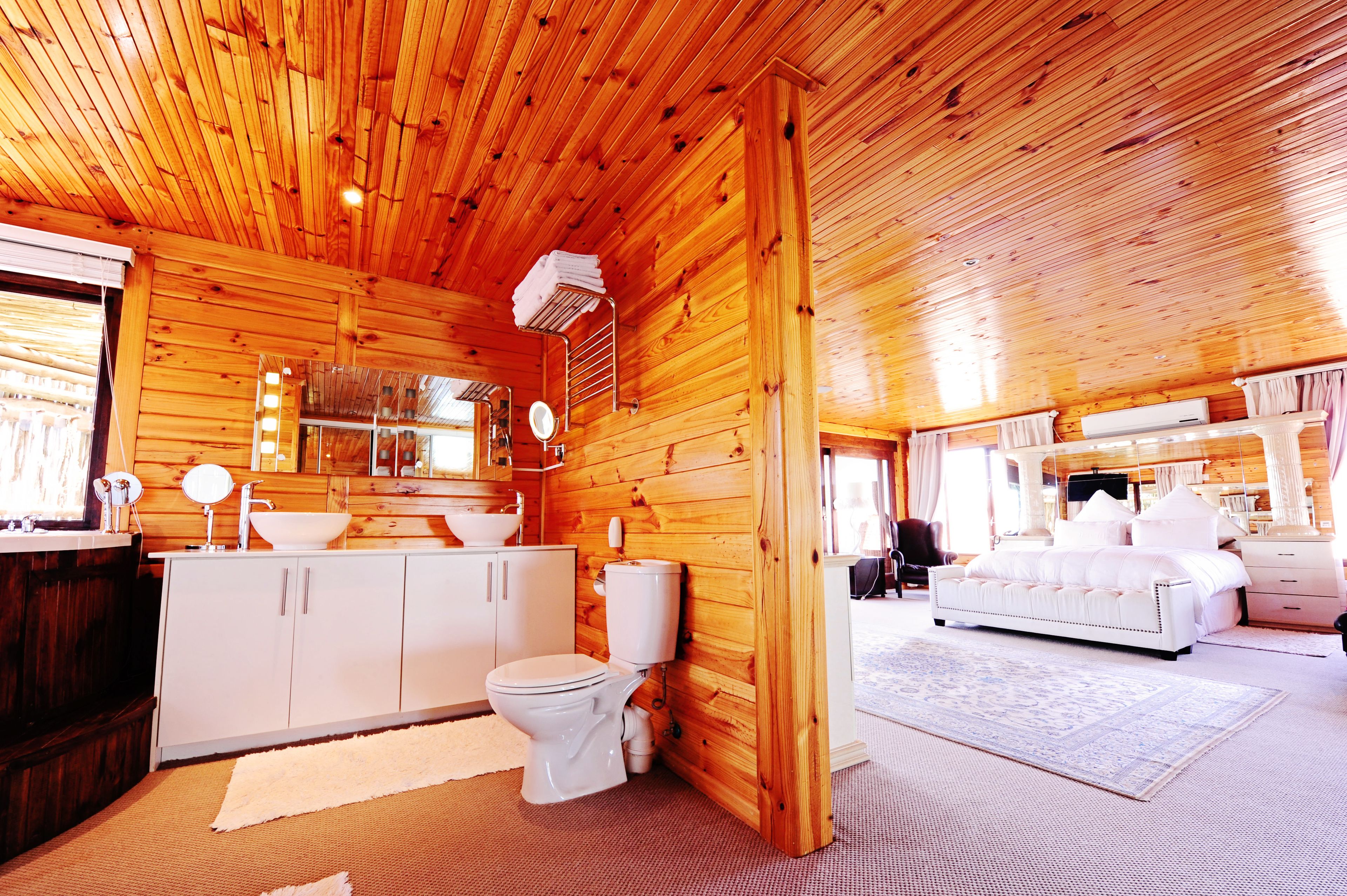 House, 4 Bedrooms, Non Smoking, Sea View | Bathroom | Separate tub and shower, deep soaking tub, hair dryer, towels