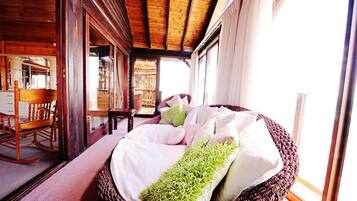 House, 4 Bedrooms, Non Smoking, Sea View | Terrace/patio